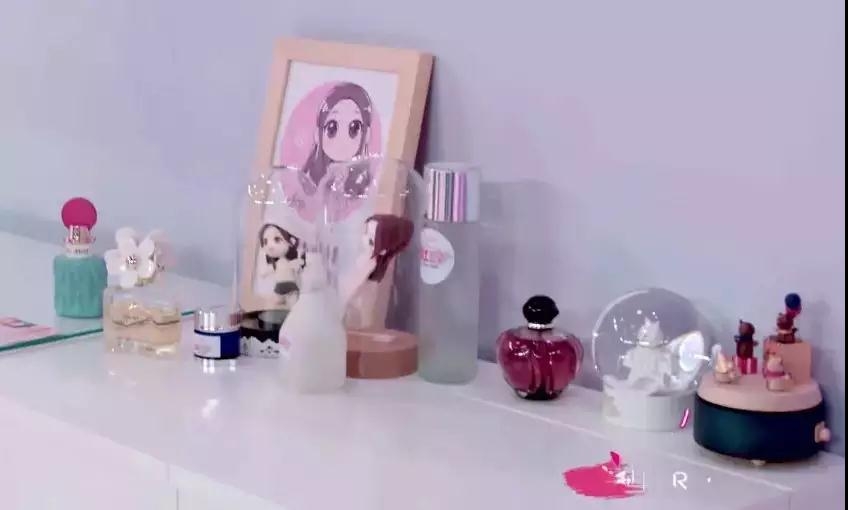 明星同款化妆台平价,女明星化妆台哪个好