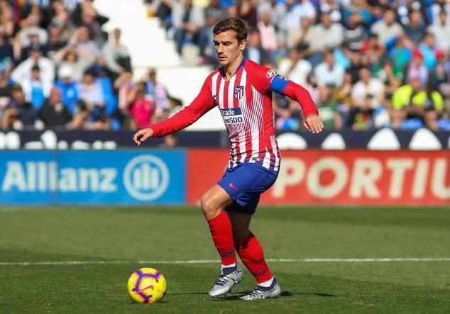 足坛十大黄金左脚排名,迪马利亚和c罗谁强