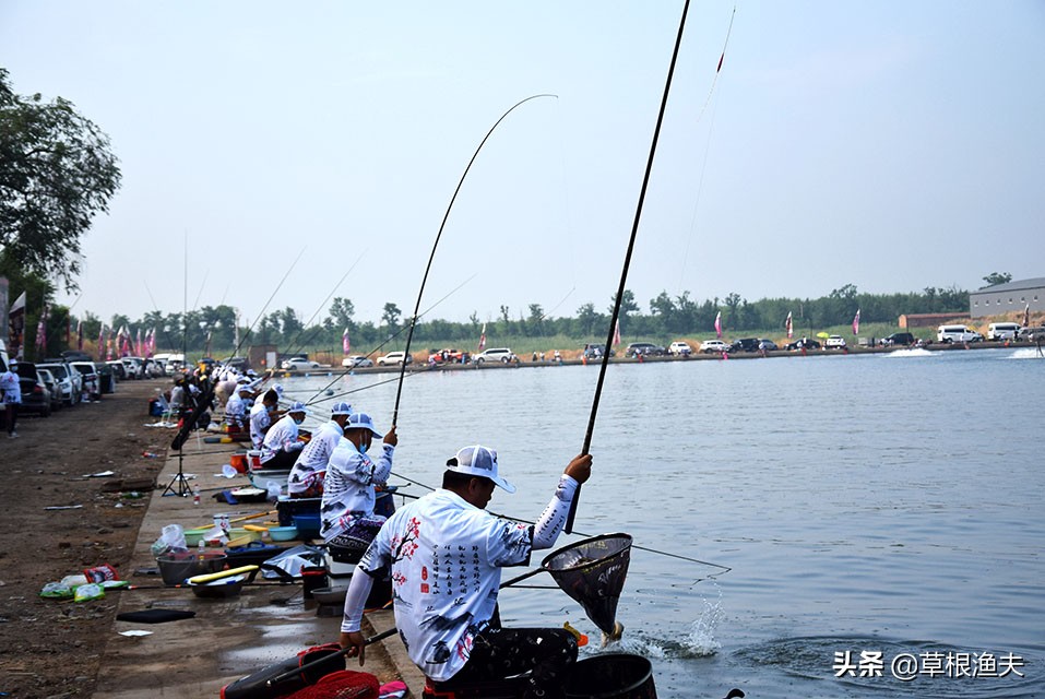 挑选一根好鱼竿，不光轻、硬、挺，切记要注意这三个要点