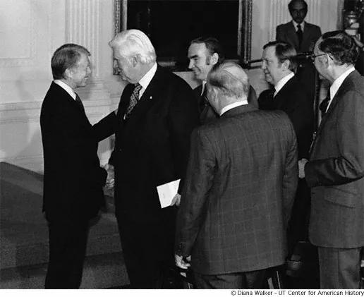 美利坚大分裂从奥巴马到特朗普,美国分裂的必然性分析