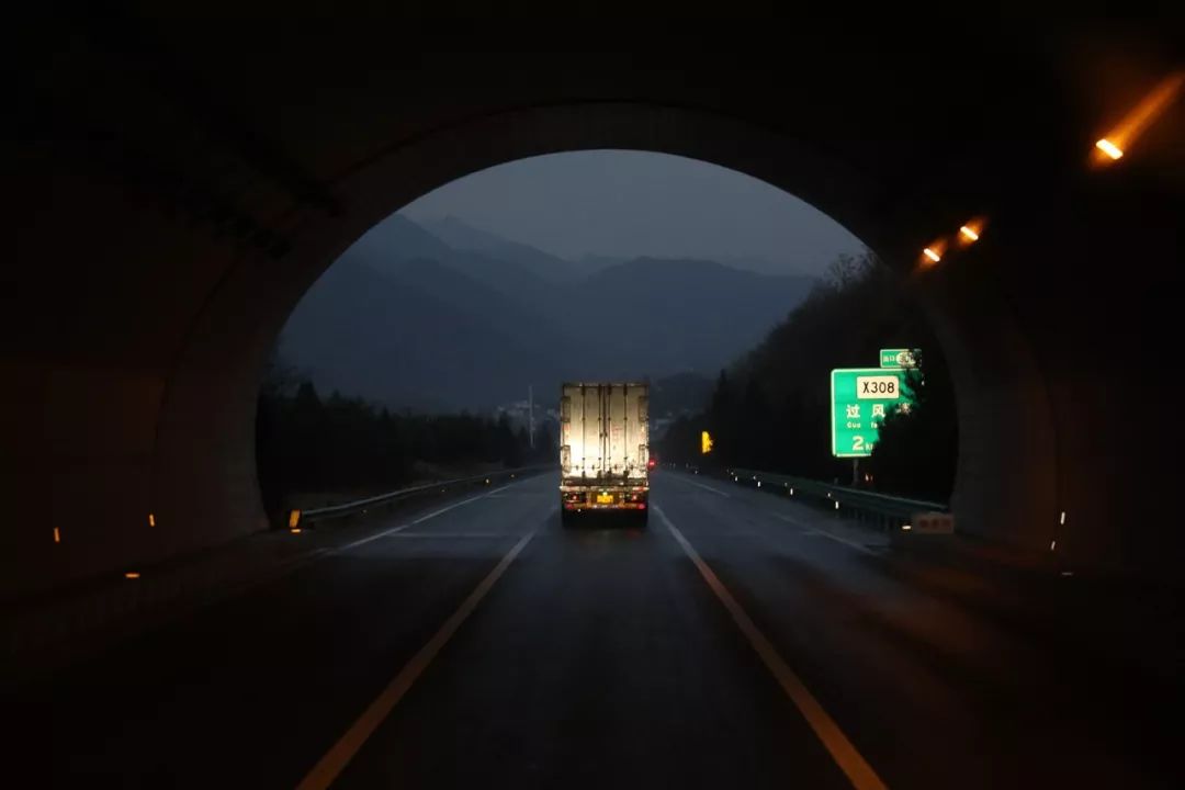 开车要修炼到什么程度才算合格？老司机们拿蚂蚁做比喻，我很意外