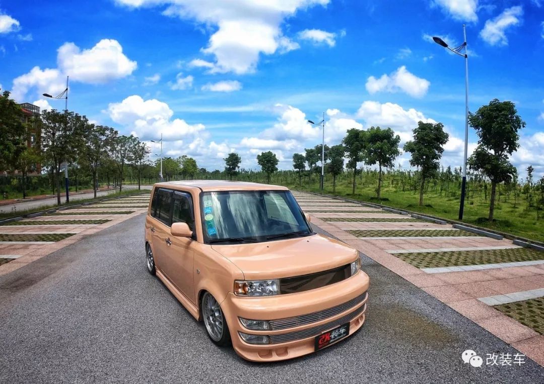 小姐姐丰田霸道改装,小姐姐酷熊改装