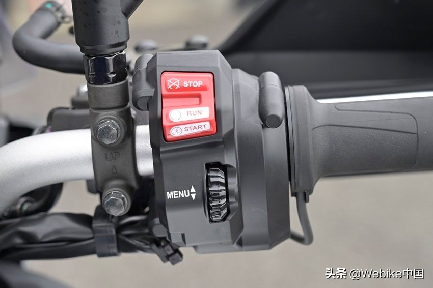 雅马哈摩托车tracer9gt试驾,雅马哈摩托车tracer9