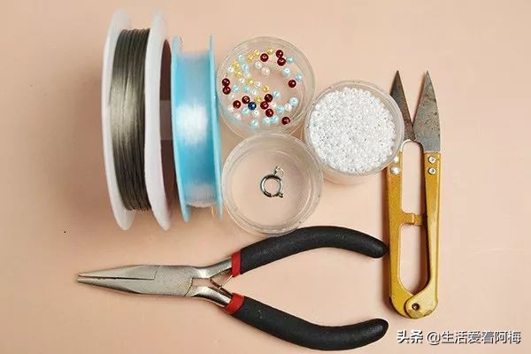 各种珠子串手链的教程,价值不菲的手链