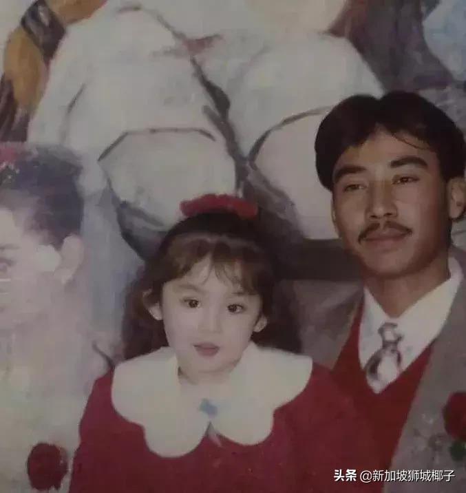 新加坡首位被环球签约艺人,新加坡形象代言人