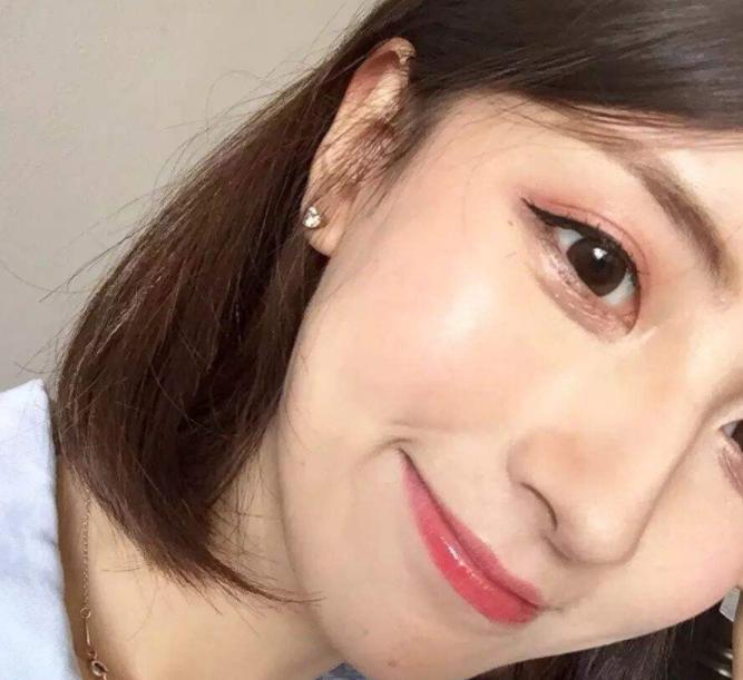 外油内干的皮肤需要怎样补水,皮肤干到掉皮如何快速补水