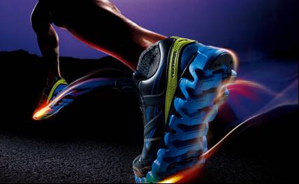 新手跑者推荐鞋,跑者如何选择合适的跑鞋