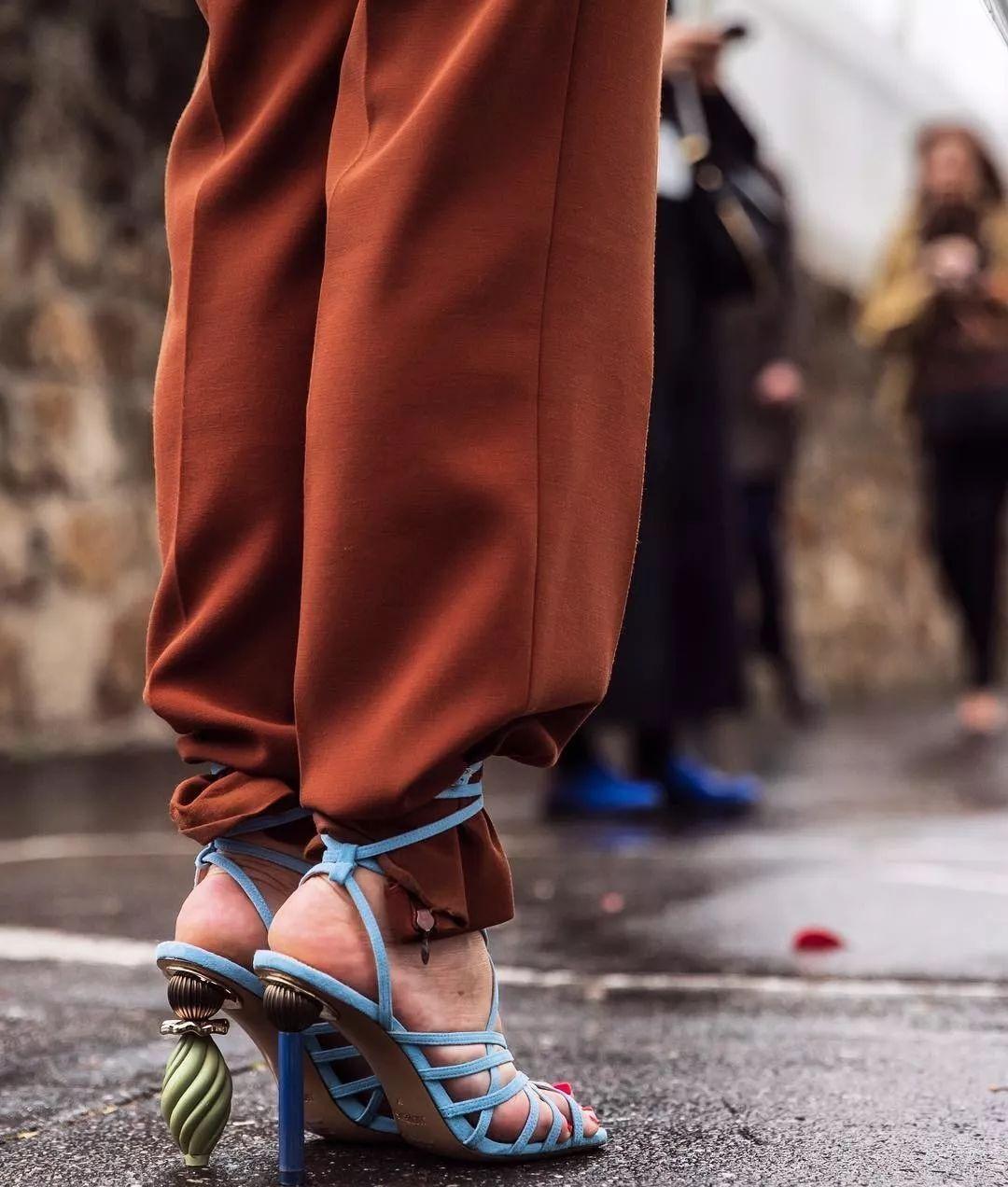 阔脚裤在冬天怎么穿最好看,阔脚裤怎么穿才好看