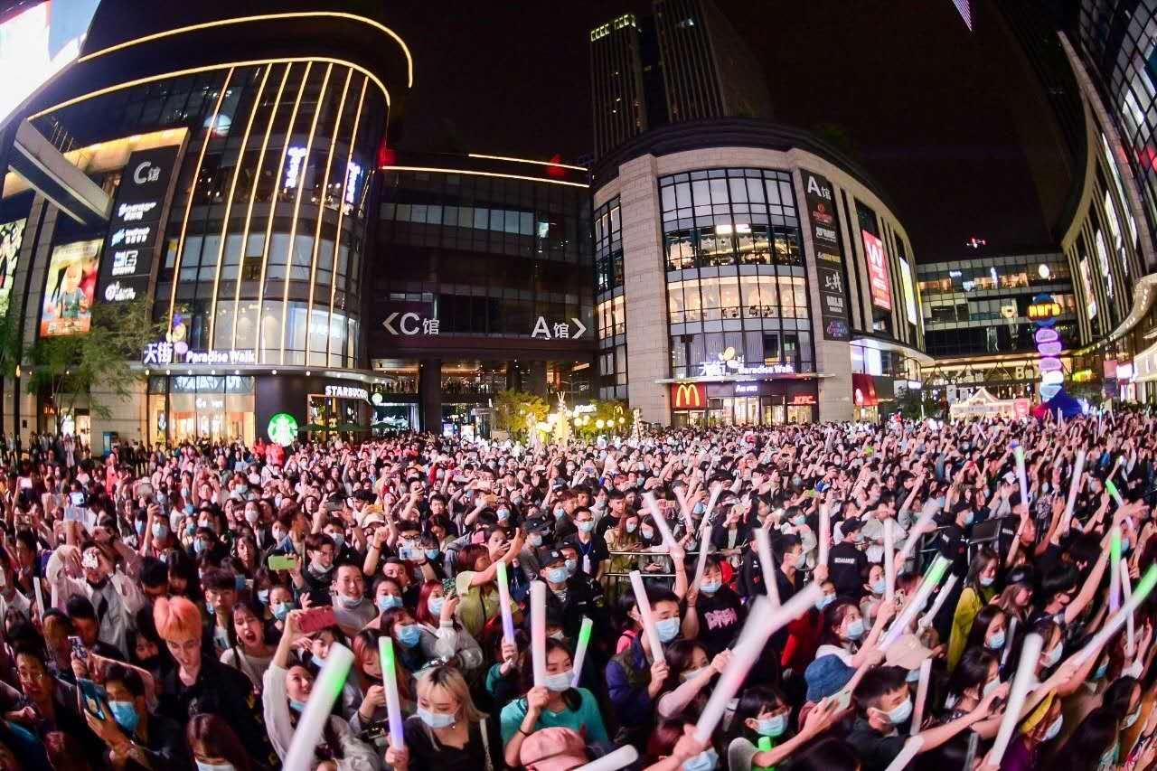 龙湖在重庆最成功的天街,重庆龙湖时代天街变化