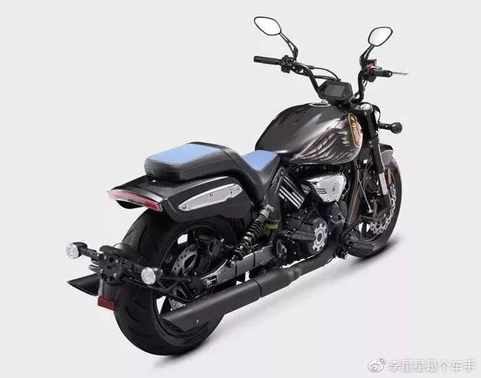 星星吐糟:撞脸哈雷肥霸摩瑞火龙骑士900你真的想要吗?