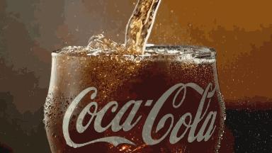 可乐最初是怎么诞生的,可乐最初居然是绿色