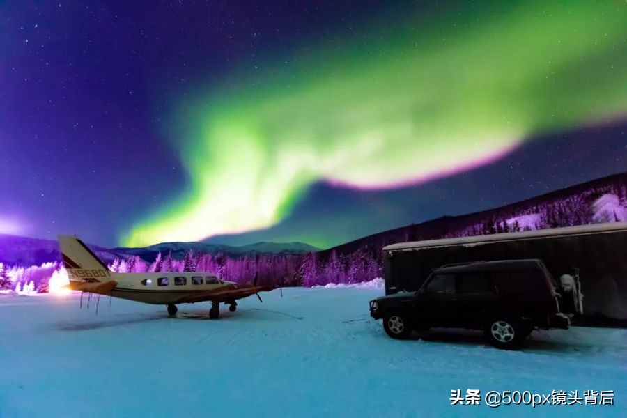 地球两极为什么会有极光,地球两极是不是一直有极光