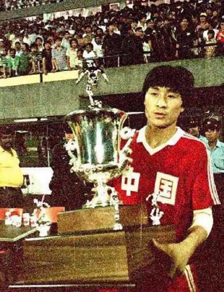 足坛最佳阵容布斯克茨,中国足坛历史最佳阵容