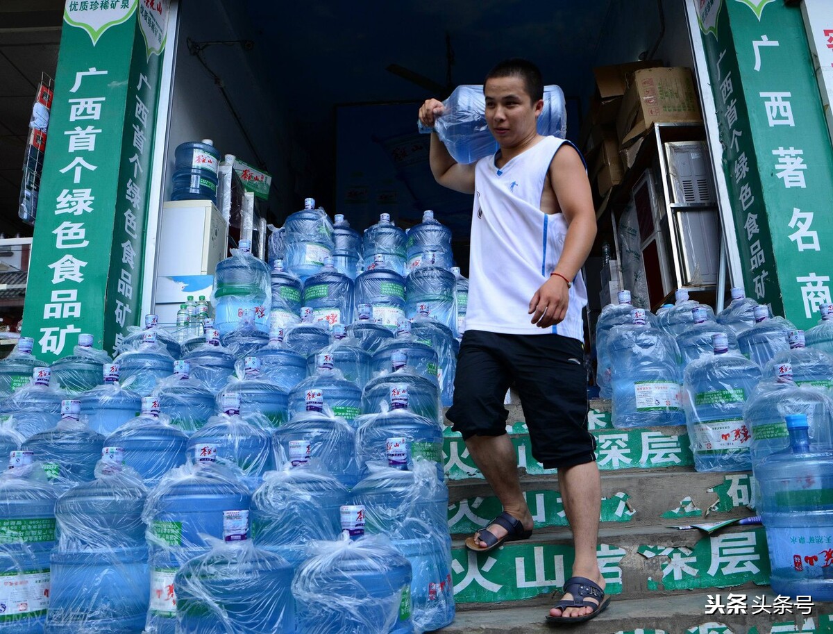 接手转让的店铺要注意哪些细节,接手门店转让需要注意哪些