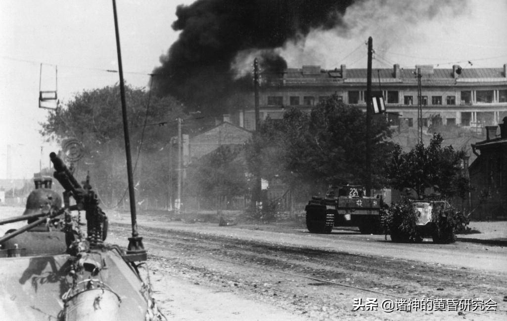 七月飞火-100张珍贵图片中的1942年沃罗涅日血战今与昔（上）