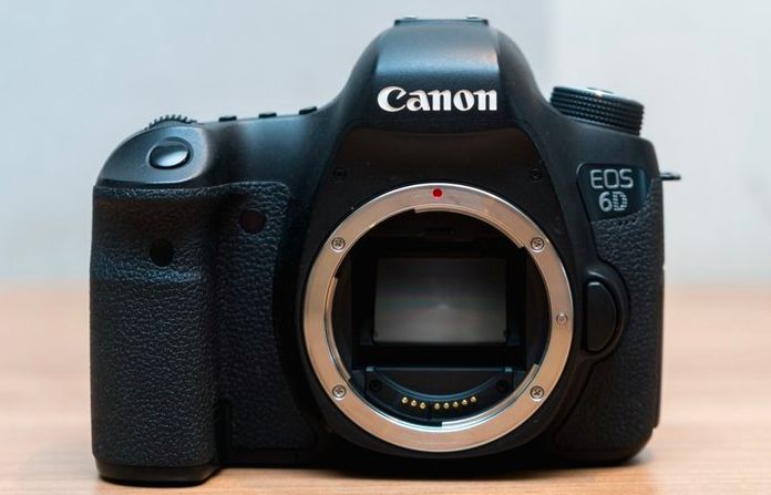 曾经梦想的单反，现在便宜了，为何又不值得买呢？