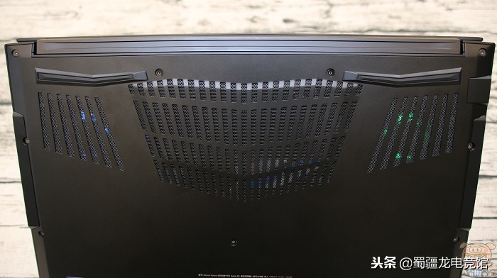 技嘉aero15xv8详细评测,技嘉游戏本aorus15x