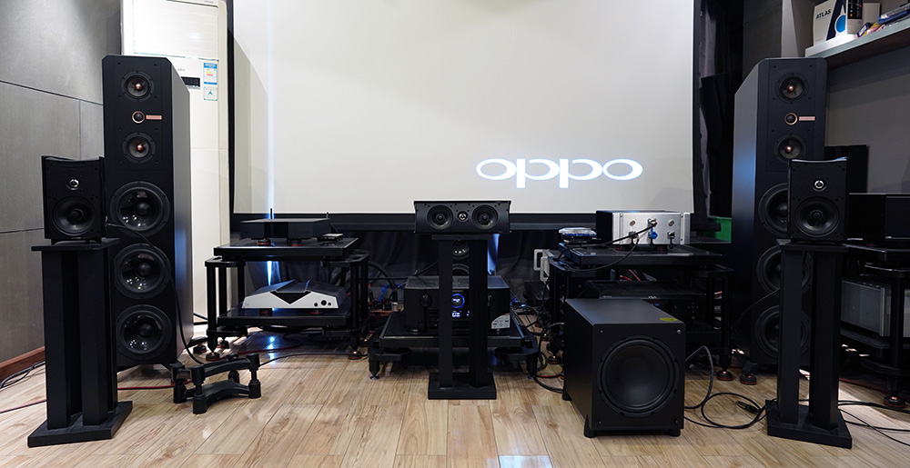 巨婴的电影叫什么名字,巨婴电影叫什么名字