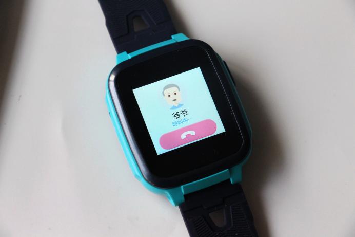 ai智能孩子,AI智能儿童电话手表
