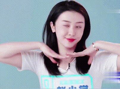 虞书欣对赵小棠撒娇,当赵小棠遇到虞书欣