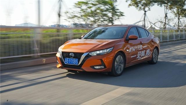 轩逸14代和朗逸plus哪个值得入手,轩逸2022款和朗逸2022款选哪个好