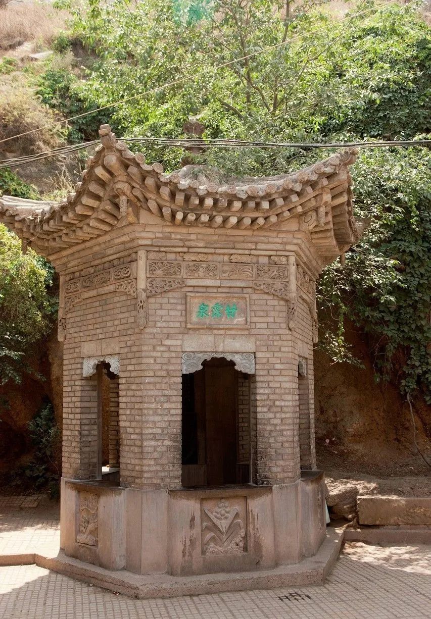 天下名山兰州五泉山,兰州五泉山公园名胜古迹