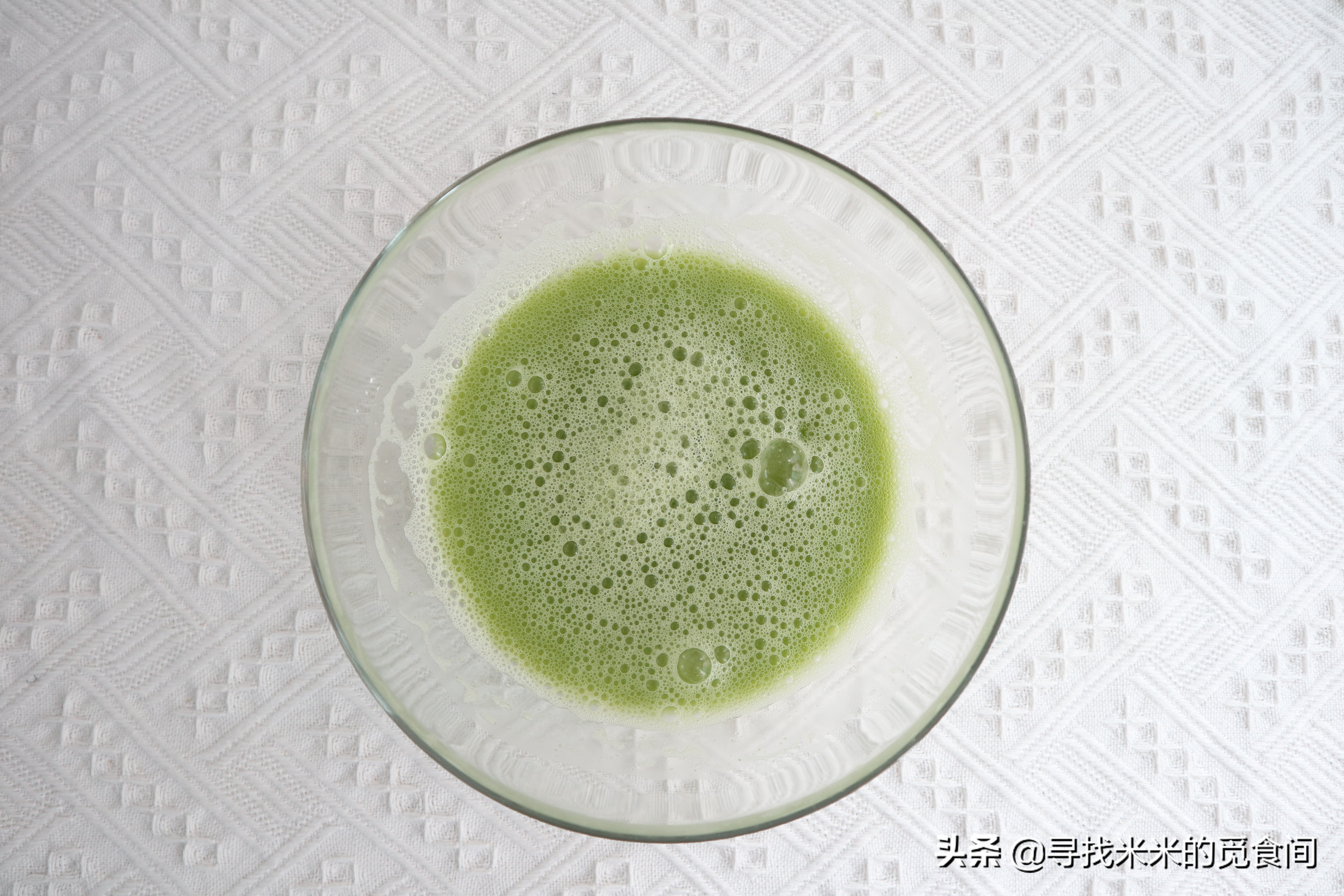 夏天做一个冰凉爽口的酸辣凉粉 (黄瓜凉粉的做法水和粉的比例)