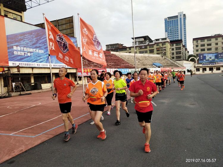 夕阳无限好全文下一句,夕阳无限好下一句是什么