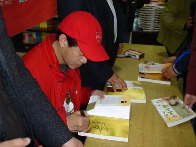 六小龄童为什么会被黑,六小龄童被黑的完整事件