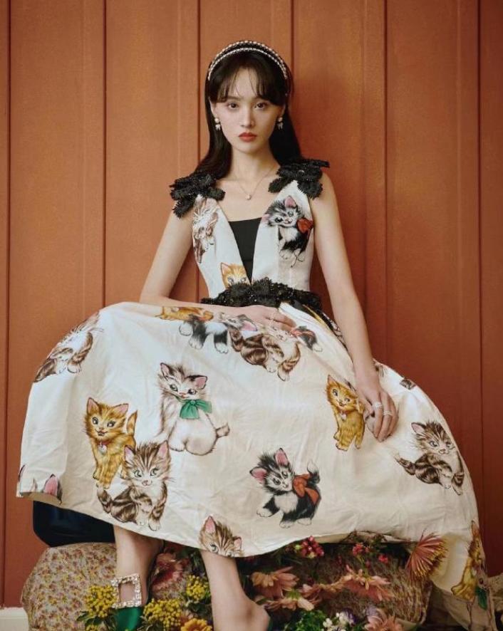 华为二公主姚安娜综艺,华为公主姚安娜出歌引争议