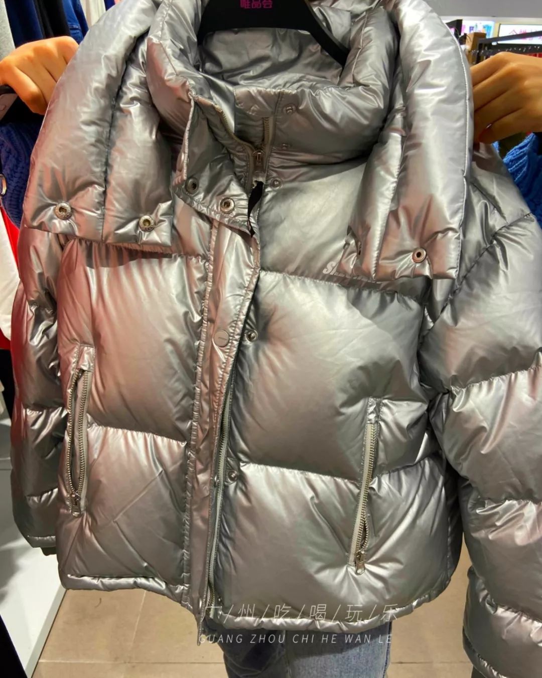 2折买NIKE!唯品会线下店打折!PUMA、Levis、大牌通通白菜价!