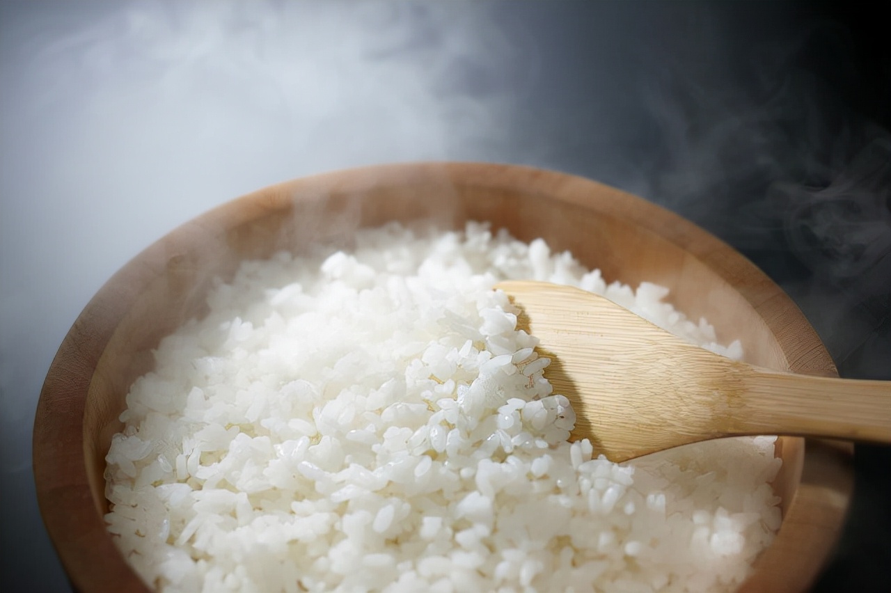 米饭香甜诀窍,米饭太黏了如何让米饭变干