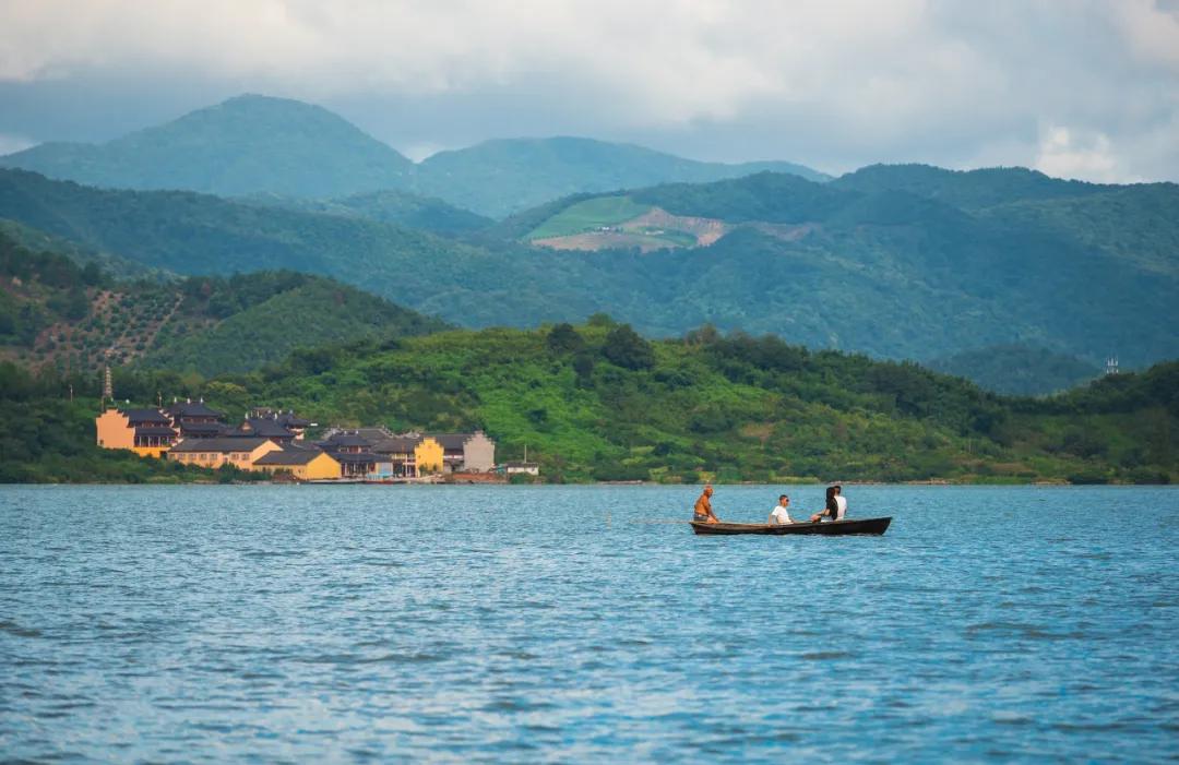 这该死的魅力原版搞笑,这该死的魅力完整版
