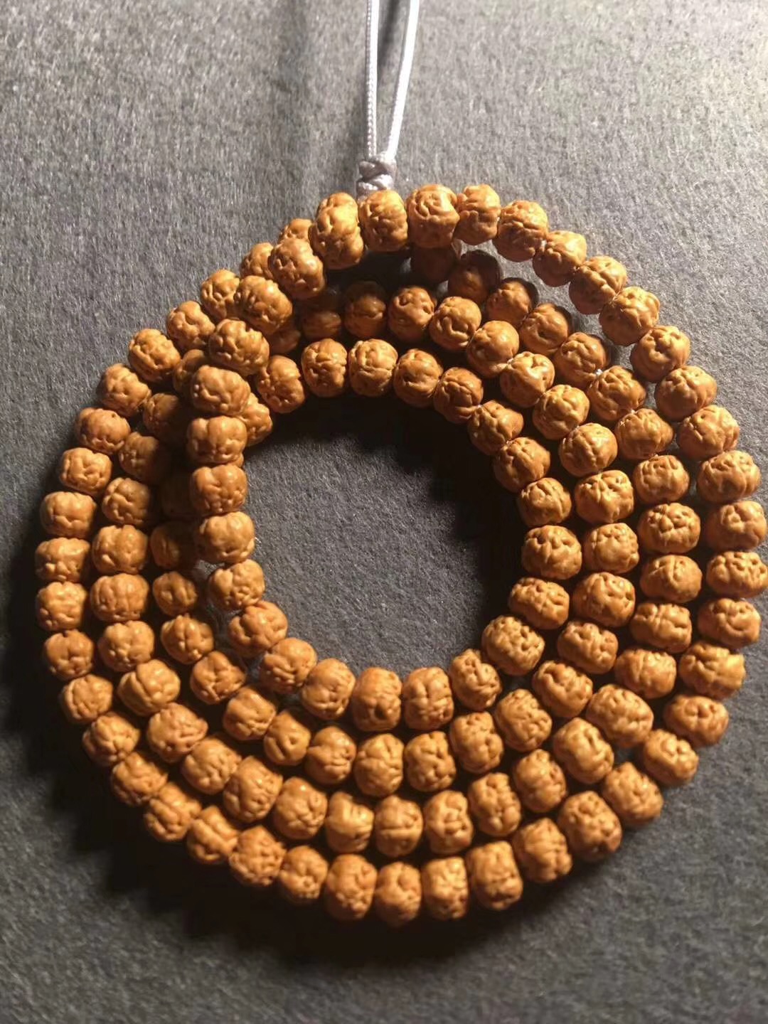 小金刚菩提108颗如何穿串,如何挑选小金刚菩提手串