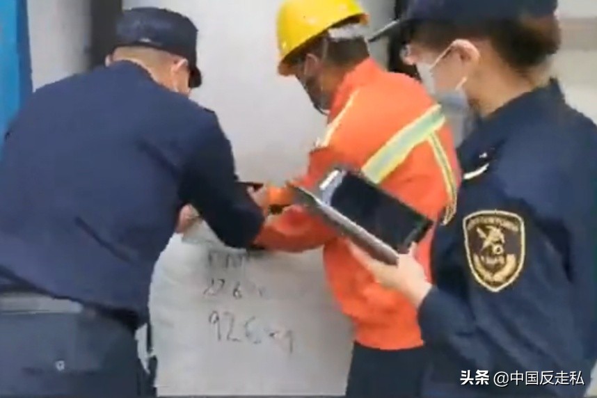 国门利剑打击汽车走私,国门利剑2018全集