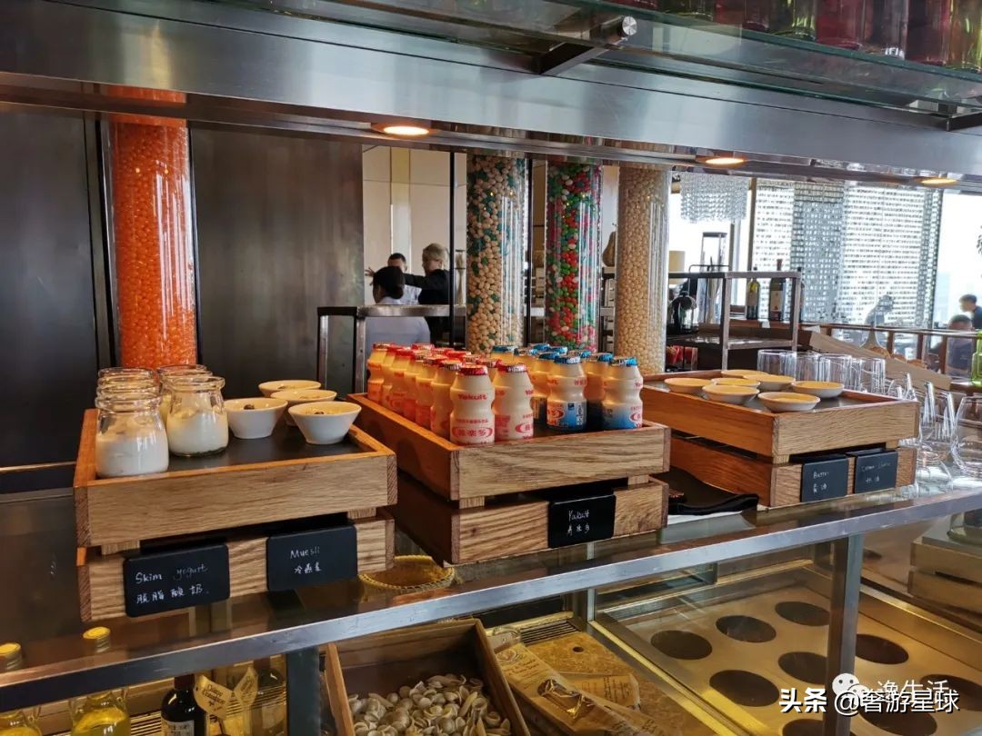 神の战|丽思、柏悦、MO、四季，陆家嘴7大奢华酒店谁是你的最爱？