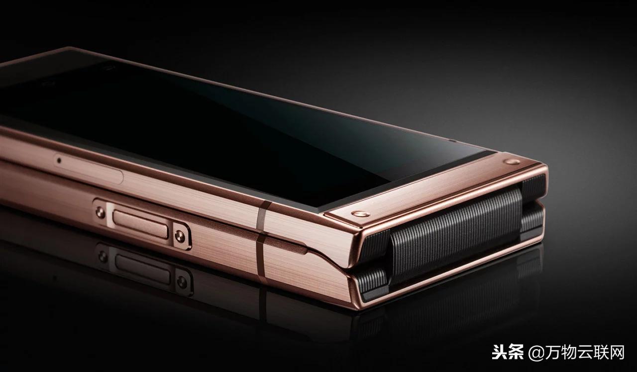 三星最好的翻盖手机是哪一款,三星最新款翻盖手机有哪些