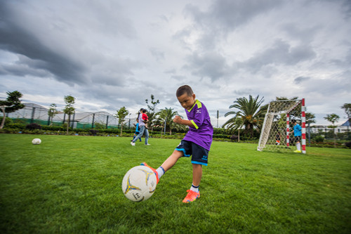 与梦想同行618,昆明青少年足球训练俱乐部