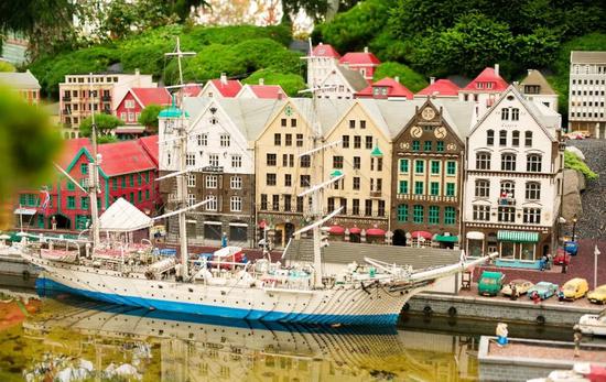 鐨囧鐨勫ア鍗庝笌灏婅吹,涓栫晫鐨囧寰$敤娓呭崟