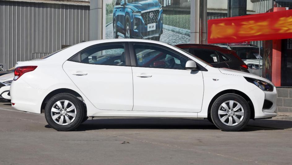 现代瑞纳省油吗,现代最便宜的车瑞纳