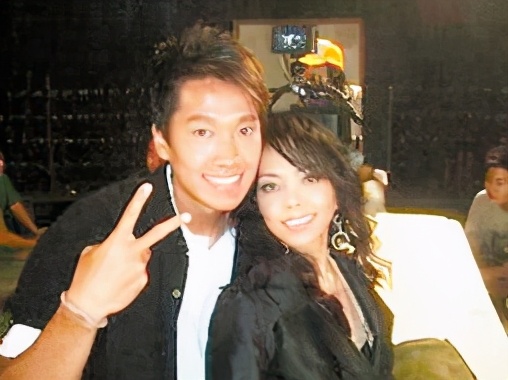 张惠妹压轴登场,张惠妹王力宏同台