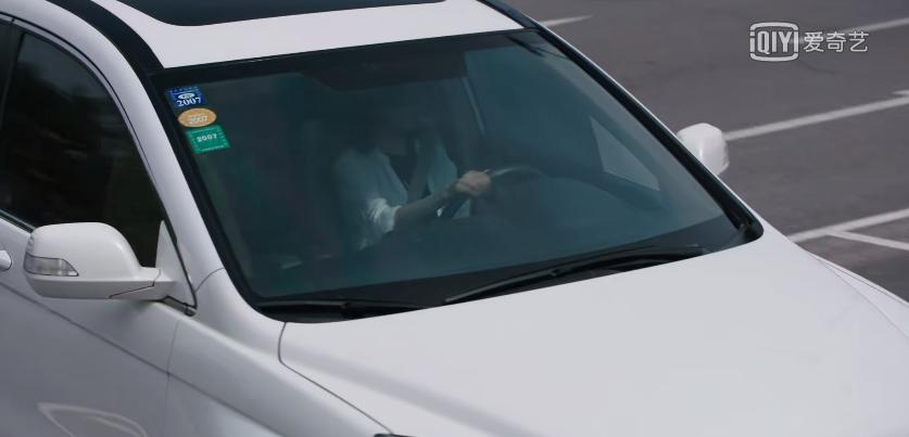 感觉整个四月都要被王凯承包了