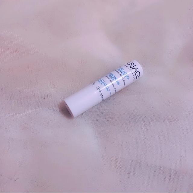 淡化唇纹变成樱桃嘴的唇膏,最好用的修护唇纹唇膏图片