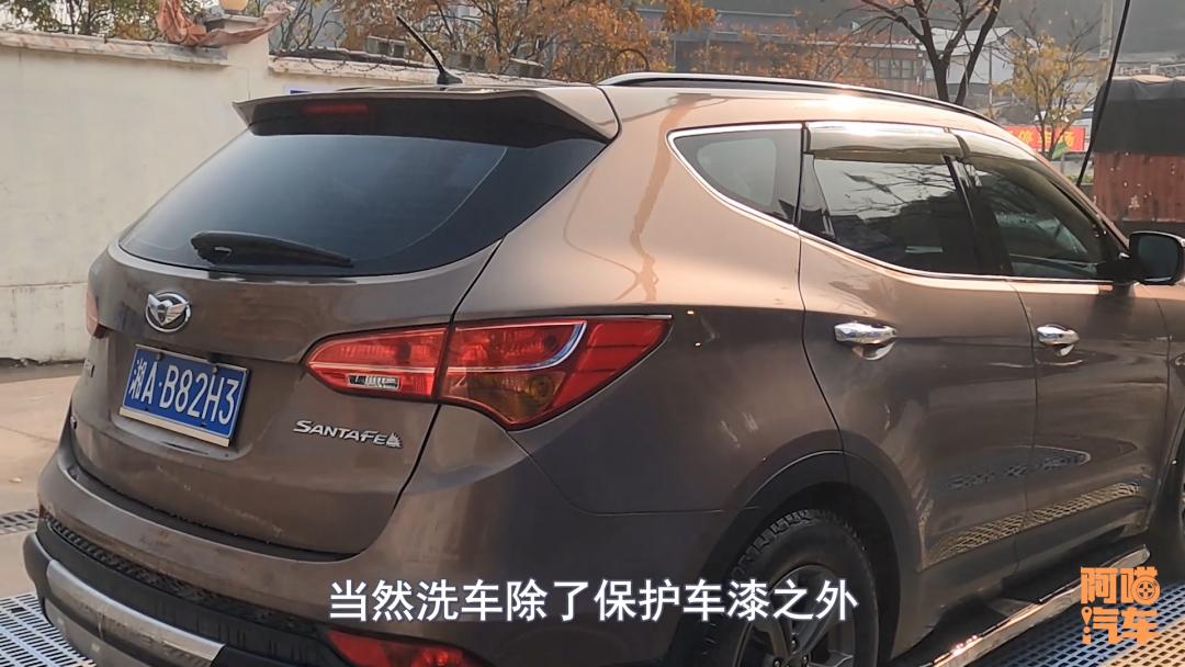 汽车大灯为什么会起雾进水,汽车大灯起雾真的正常吗