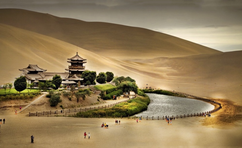 敦煌唱歌,敦煌夜晚唱歌