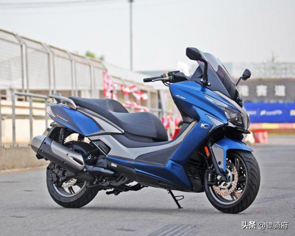 tr400cc踏板车,铃木汉堡人400cc踏板车