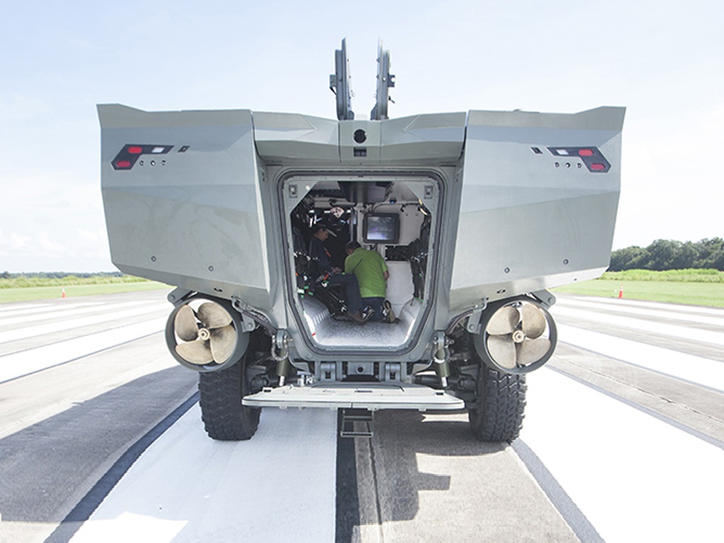 摩天大楼钢铁怪兽,摩天大厦狂暴巨兽视频