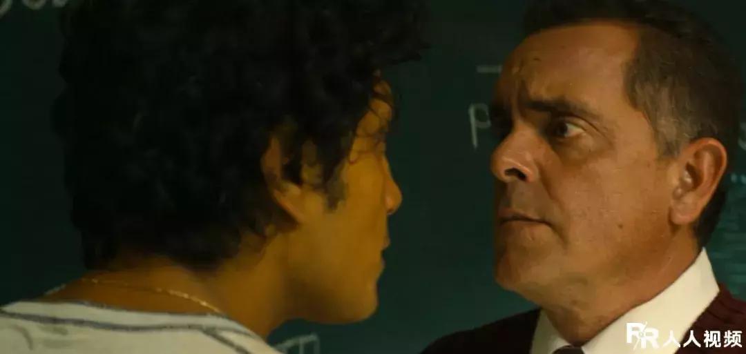 逆天神剧一回归就9.3,剧组人员因它被枪杀