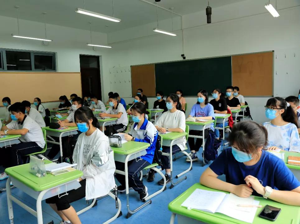 北京最新中小学生开学时间,北京市小学生开学