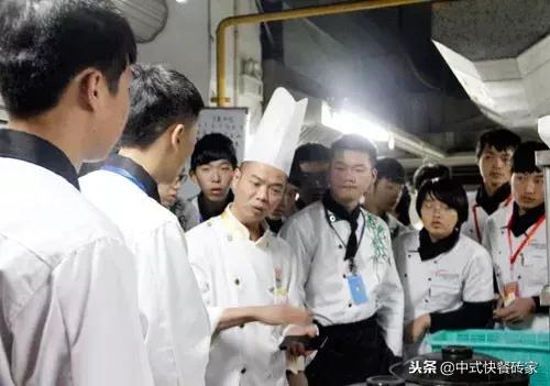 餐厅后厨厨师长管理技巧和方法,后厨100个基本常识